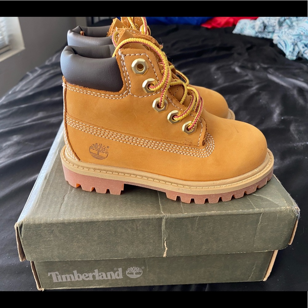 TImberland 6in Prem wheat nubuck